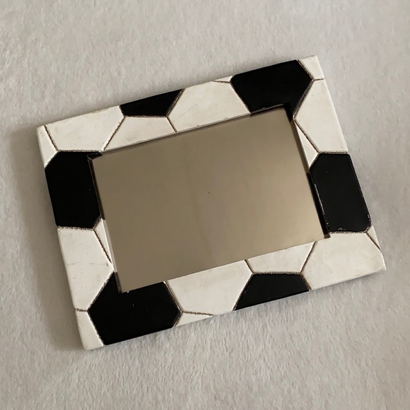 Midwest of Cannon Falls | Soccer Pattern Magnetic Picture Frame Black/White - Picture 5 of 13